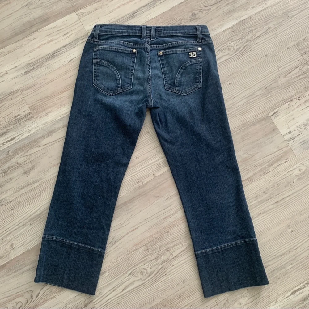 Joe's Jeans Socialite Kicker Kennedy Wash Blue Stretch Capri Jeans - Picture 4 of 7